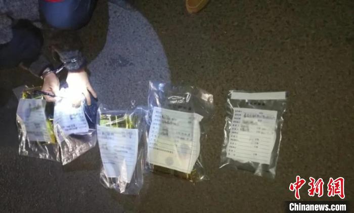 圖為云南警方查獲的毒品?！≡颇鲜」矎d供圖 攝