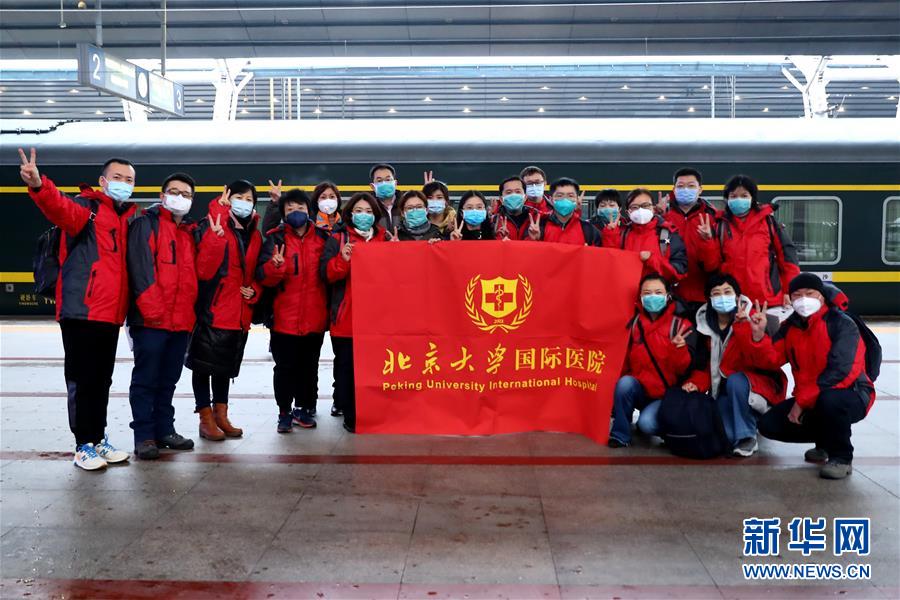 （新華全媒頭條·圖文互動）（3）“始終把人民群眾生命安全和身體健康放在第一位”——中國抗疫彰顯“生命至上、人民至上”理念