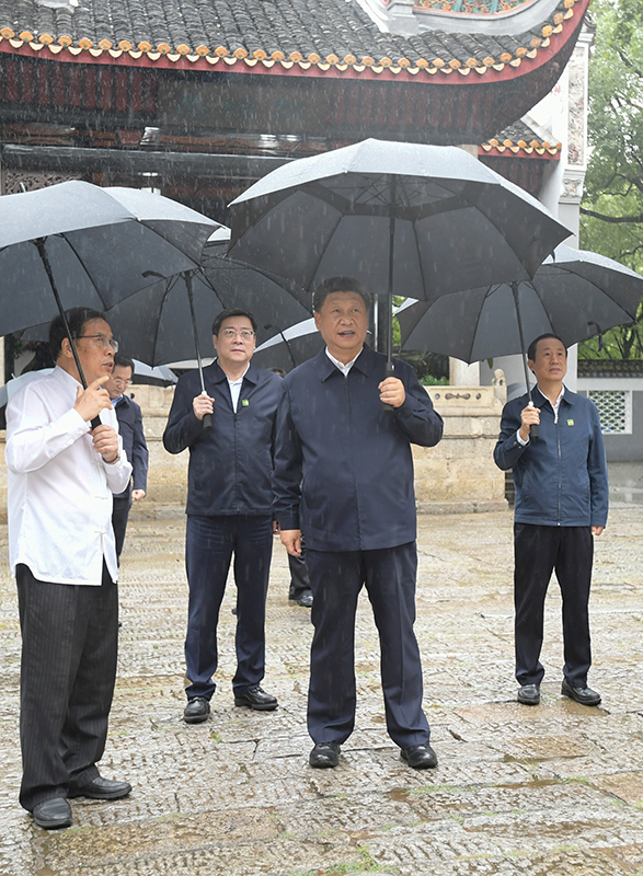 2020年9月17日，習近平在湖南大學岳麓書院考察調研，了解人才培養(yǎng)、文化傳承等情況。